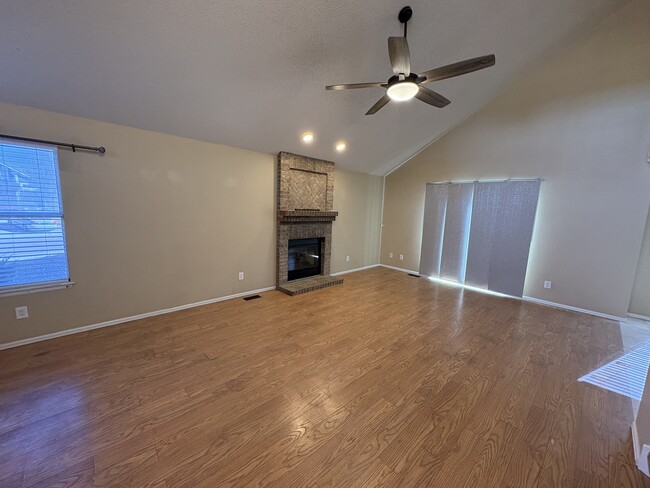 Photo - 3920 Anvil Dr