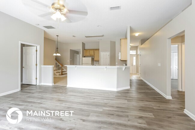 Photo - 845 Corsica Ln