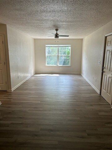Hickory Knoll