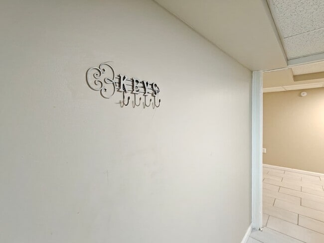 Photo - 6766 Blakemore St Unit C1