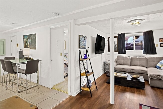 Photo - 243 Lake St Unit 1