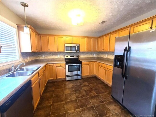 Photo - 2252 Cliff Swallow Drive