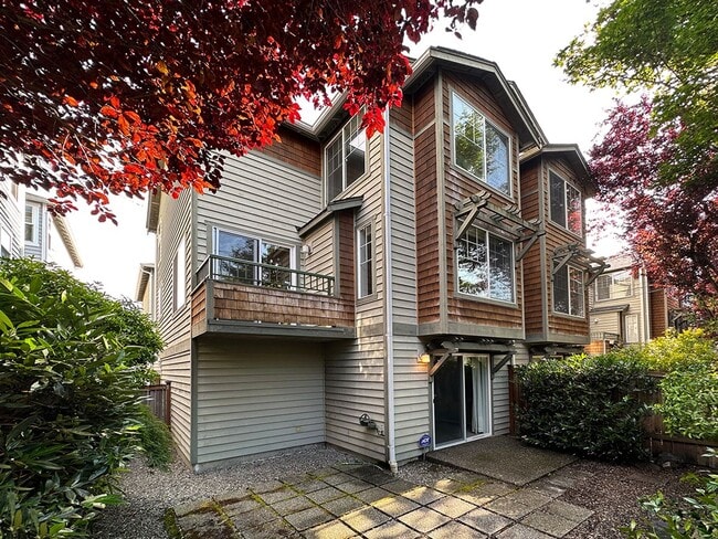 Building Photo - 3bs/2.5ba Seattle Townhome