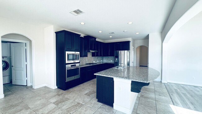 Photo - 1236 Laurel Lp