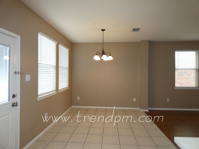 Photo - 9020 Belvedere Dr