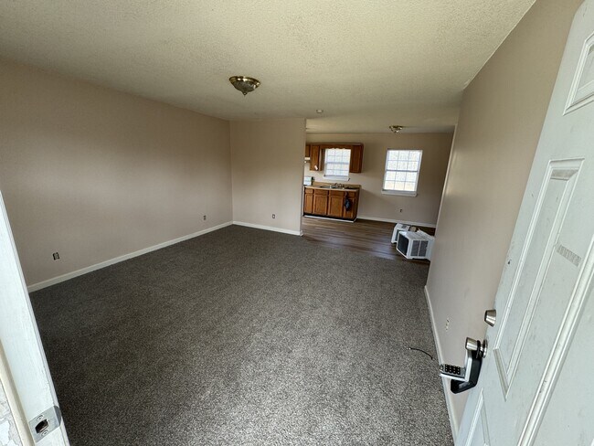 405 Zollie Lavender Rd