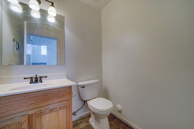 Photo - AVAILABLE NOW!!! Oversized Bedrooms in Johnson Ranch