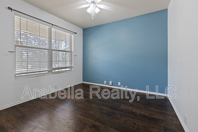 Photo - 5109 Brookline