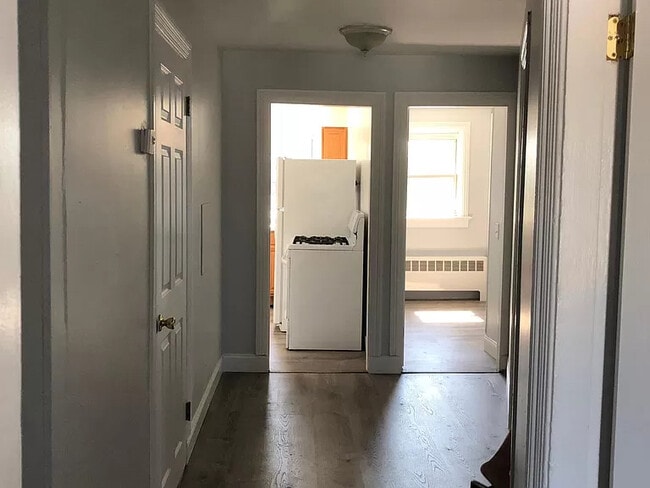 Building Photo - 635 Fall River Ave Rental