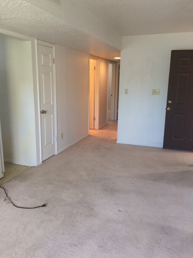 Photo - 161 W 950 S