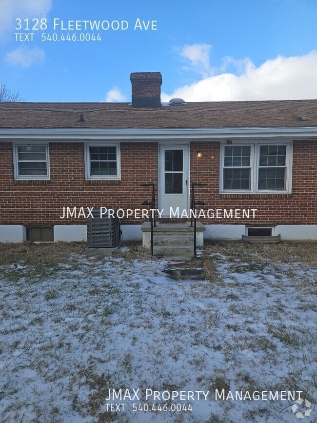 Building Photo - This property has a no security deposit op... Rental