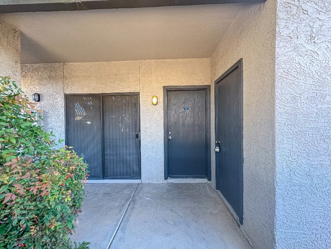 Photo - 80 W Maryland Ave Unidad 119