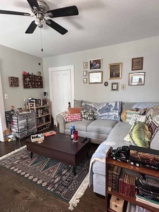 Photo - 29 McKenn St Unit 1B
