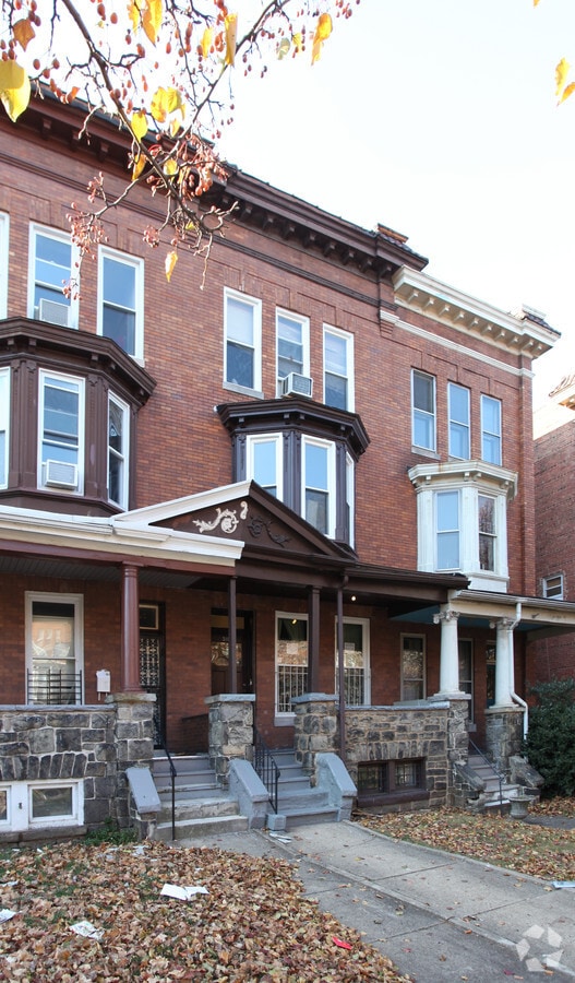 Photo - 3106 N Calvert St