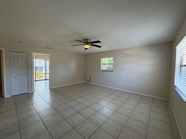 Photo - "Charming 2-Bed Retreat with Granite Finishes”