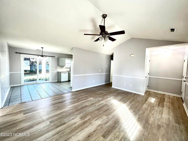 Photo - 917 Gordon Woods Rd