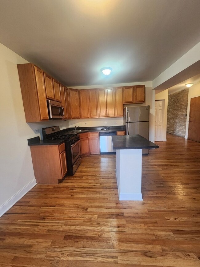 Photo - 5014 N Harding Ave Unit 2