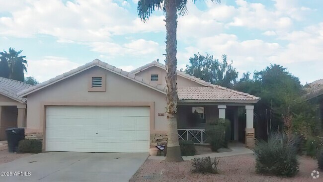 Building Photo - 1424 E Binner Dr Rental