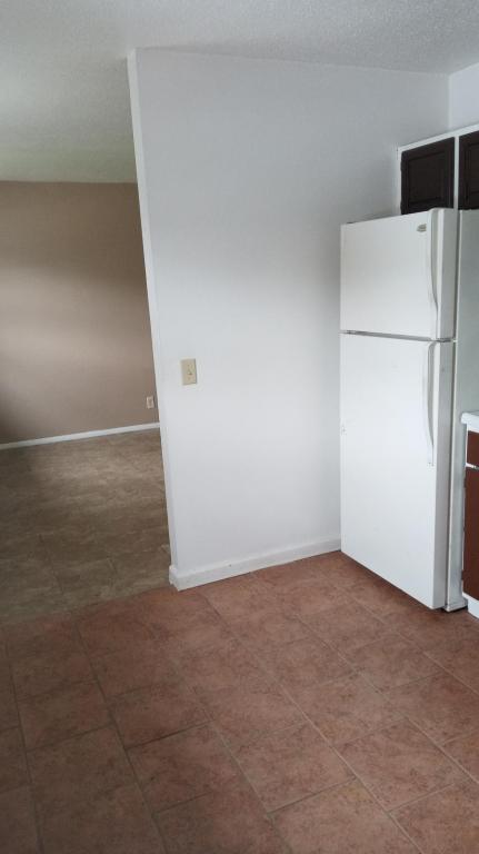 Photo - 205 S 2nd St