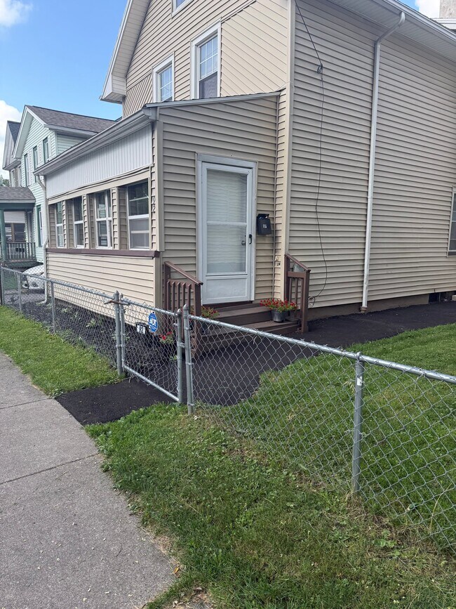 Photo - 92 Jefferson Ave Unidad upper