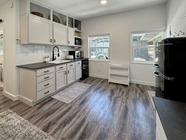 Photo - 34690 Avenue G