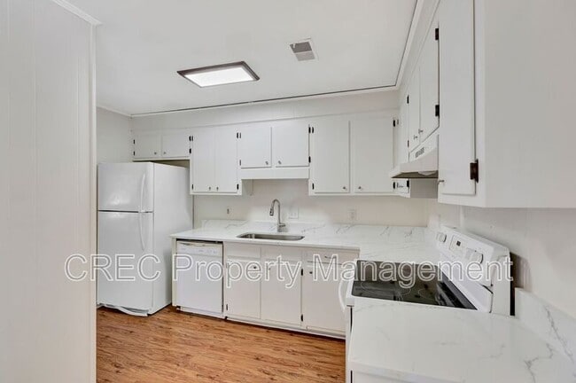 Photo - 1200 Margaret Dr