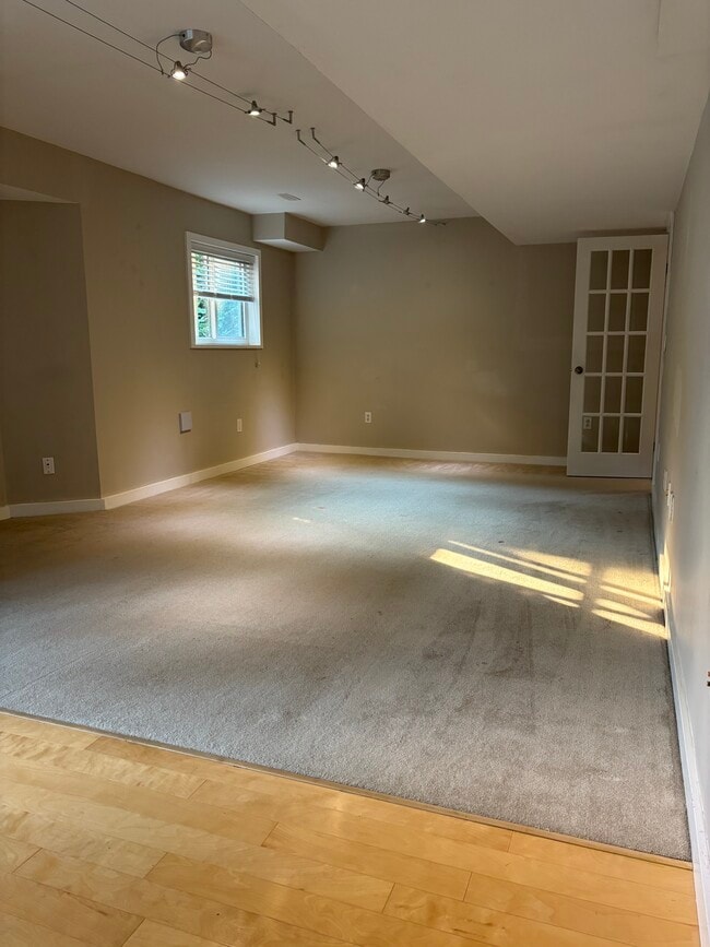 29 Foxwood Dr