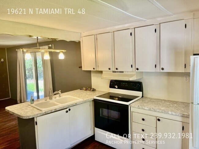 Photo - 19621 N Tamiami Trl