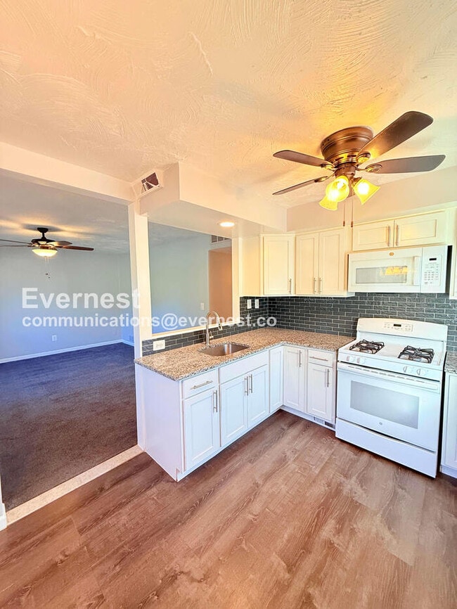 Photo - 9433 Sylvia St