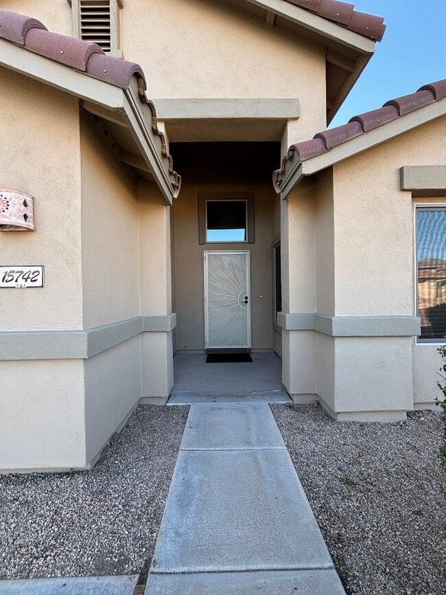 Photo - 15742 N 102nd St