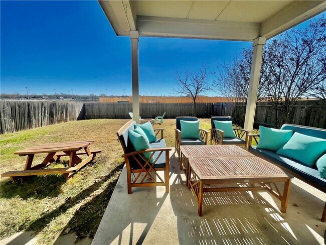 Photo - 1010 Aiken Dr