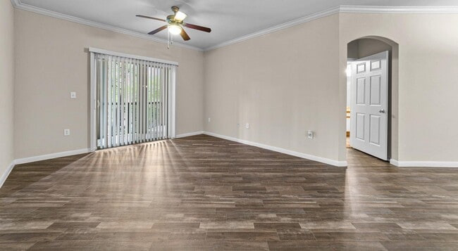 Photo - 5720 Forest Park Rd Unidad 3409