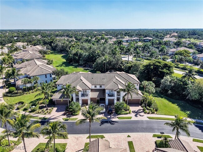 8060 Players Cove Dr Unit 101
