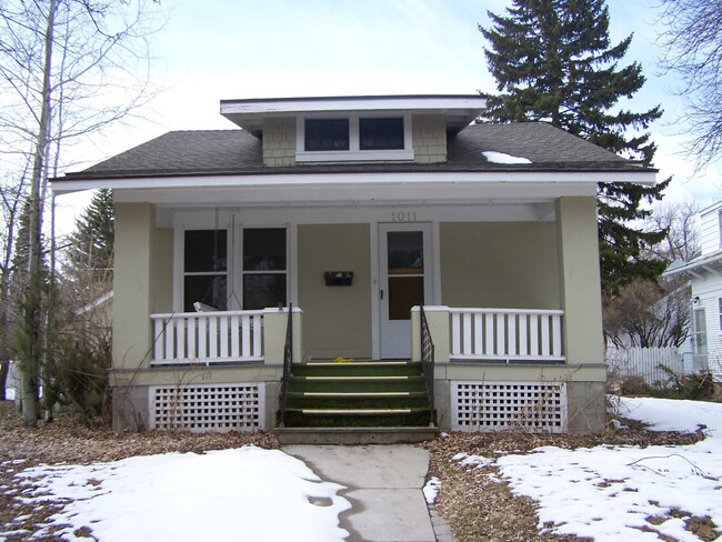 Photo - 4 Bedroom close to downtown, bike and walk...