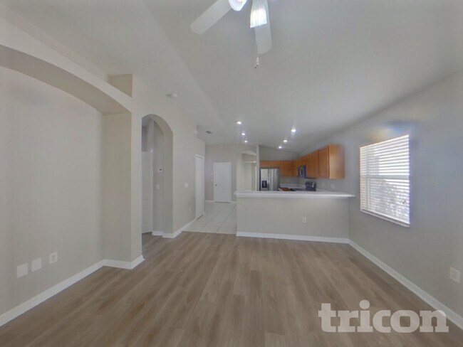 Photo - 1433 Delano Trent St