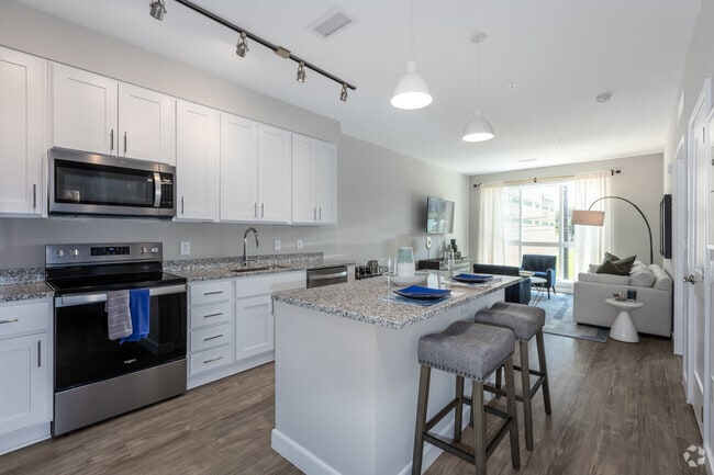 1BR, 1BA - 712SF