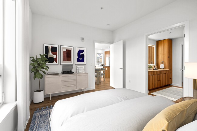 Photo - Mason & Main