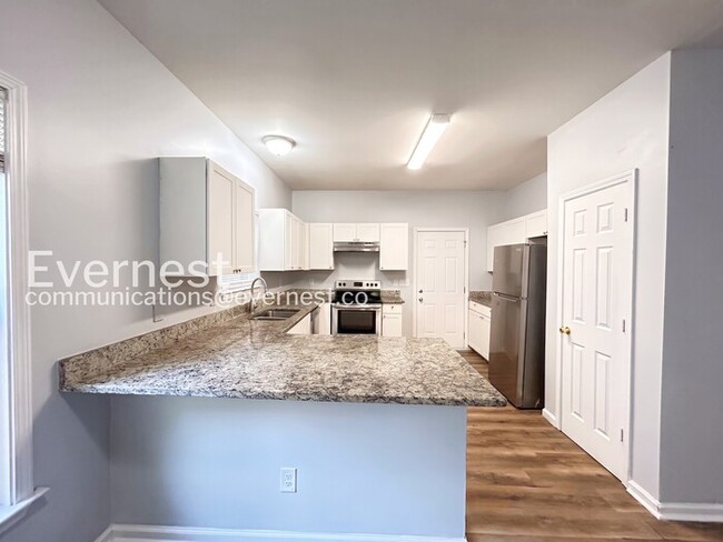 Photo - 1080 Gun Club Rd NW