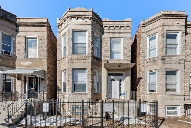 Building Photo - 6624 S Rhodes Ave Rental