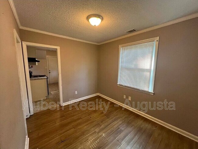 Photo - 2201 Shirley Ave