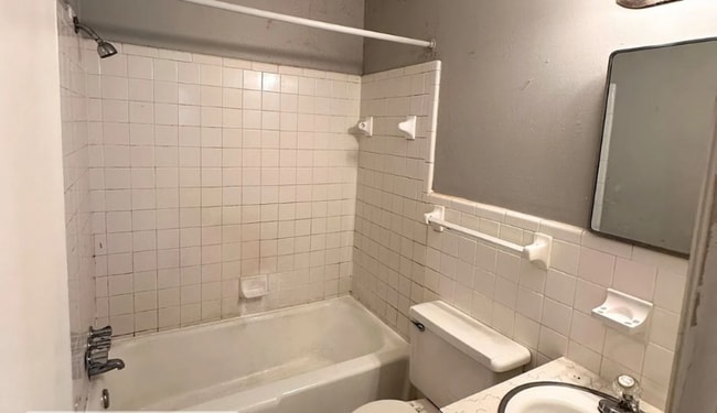 Photo - 4810 Summerlane Ave