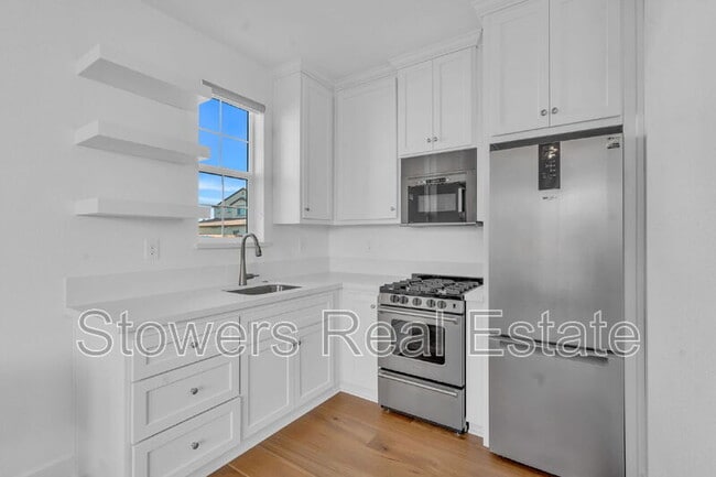 Photo - 176 Raven Cir