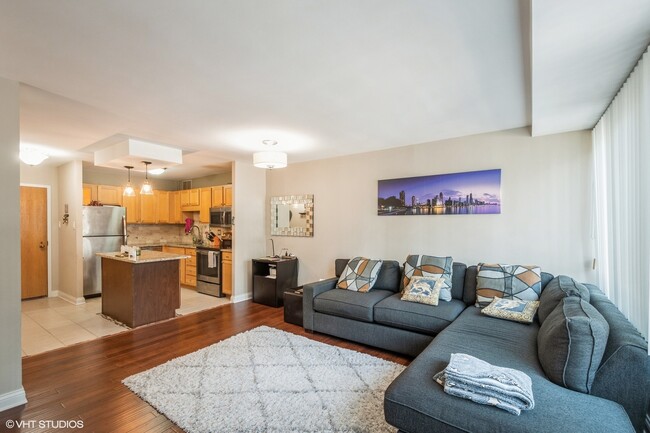 Photo - 211 E Ohio St Unit 1401