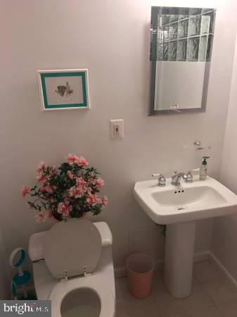 Photo - 9700 Kenmore Dr