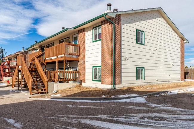 Photo - “Updated Main Level Living – 2 Bedrooms, 988 Sq Ft in Cheyenne!”