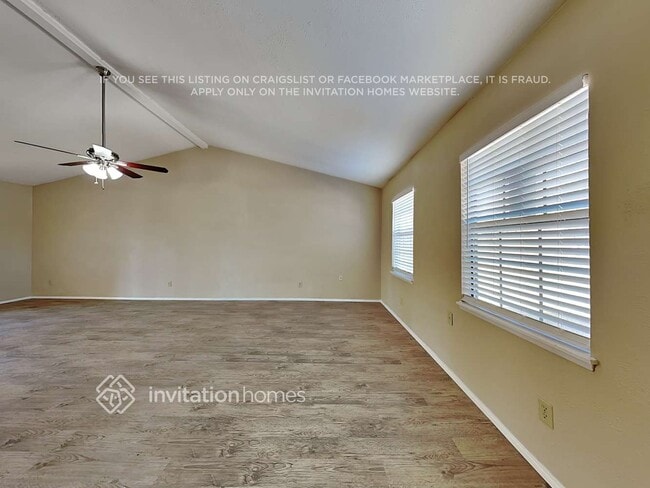 Photo - 419 Timberbend Trail