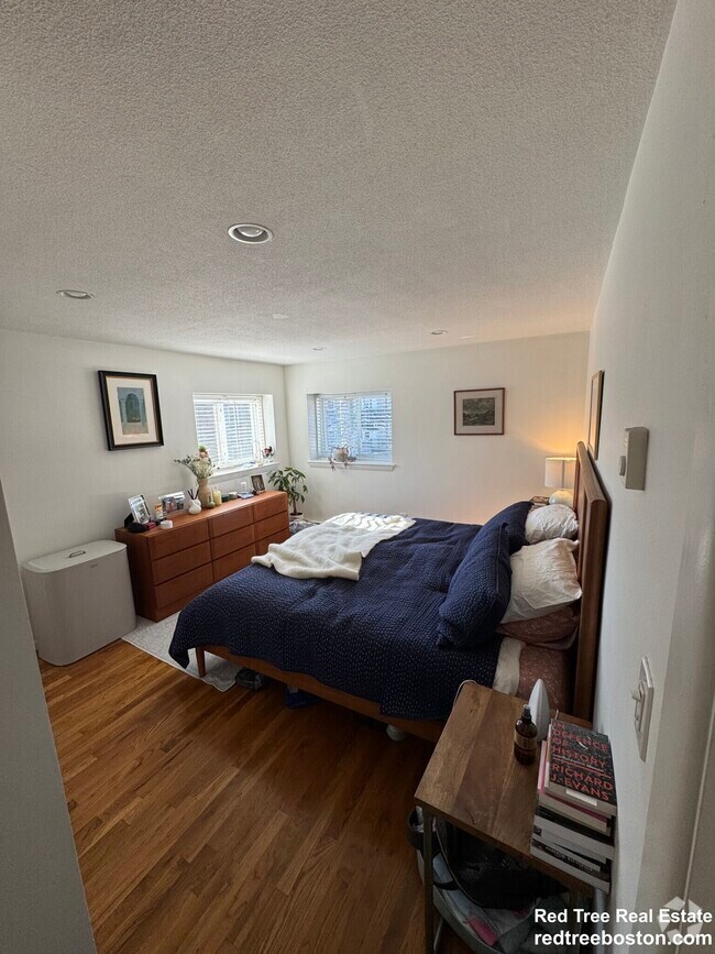 Building Photo - 15 Euston Rd Unit #19 Rental