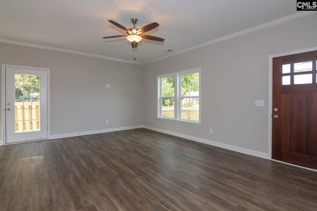 Photo - 813 Poplar St