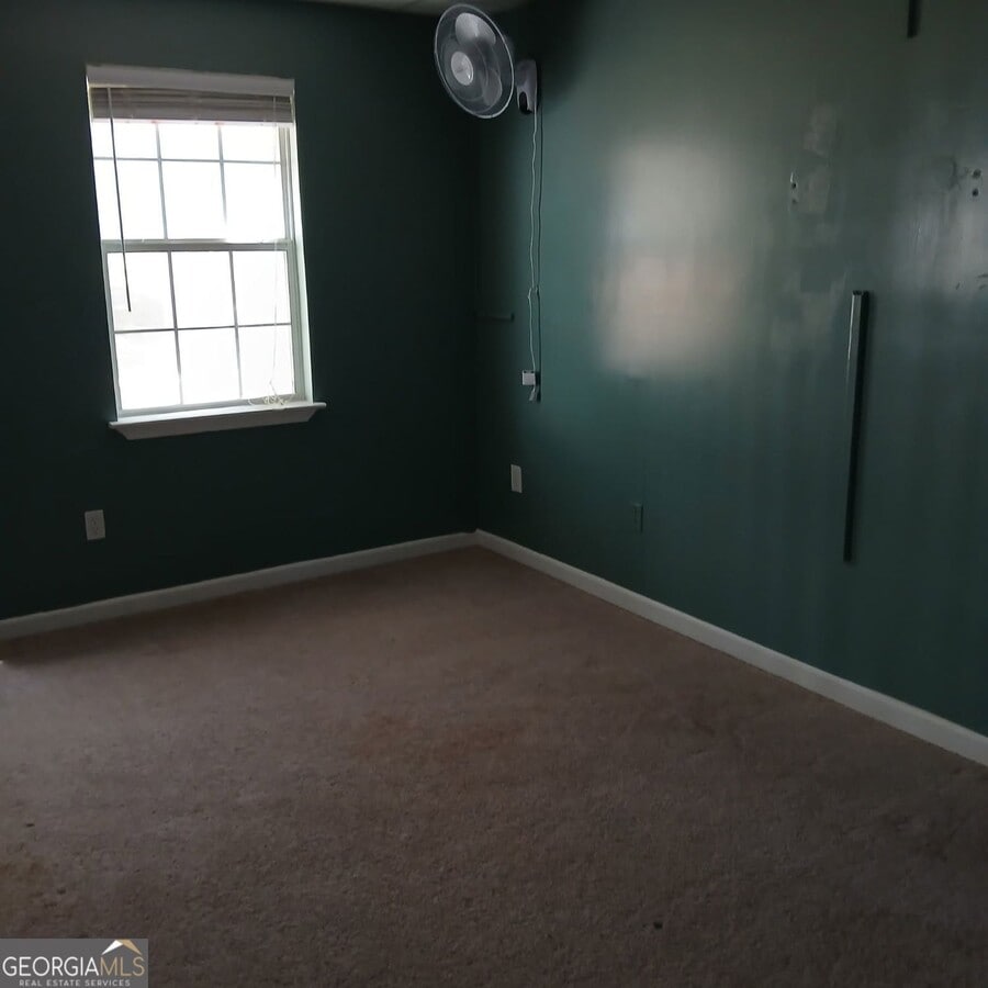 Photo - 1430 Paddocks Ct