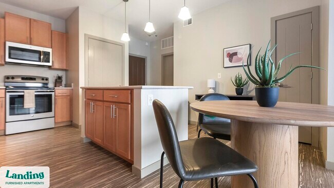 Photo - 5800 Highlands Plaza Dr Unit 334